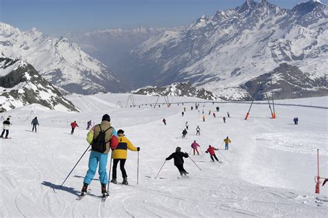 13 Best Place To Ski In Europe November Background Backpacker News