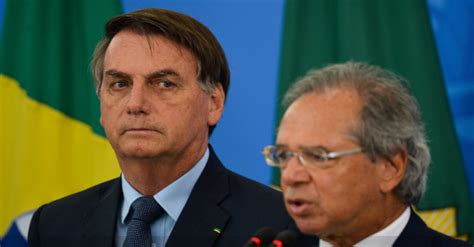 Desejamos um feliz dia a todos os pais e também a todos e todas que representam o papel paterno na vida de alguém. Com medo de perder Guedes, Bolsonaro afaga ministro ...