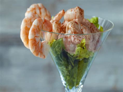 These recipes are fresh, flavorful, and totally diabetic friendly. Diabetics Prawn Salad / Salads and raitas are suggested as ...