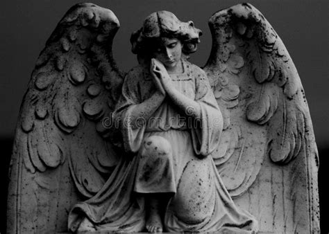 Statue Of Angel Praying Stock Photo Image Of Female 10956668