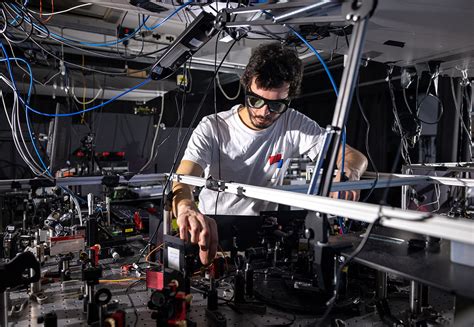 What We Do — Complex Nanophotonics Research Group