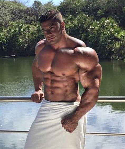 Pin By Mihir Roy On Bodybuilders 1 Male Fitness Models Muscle Hunks