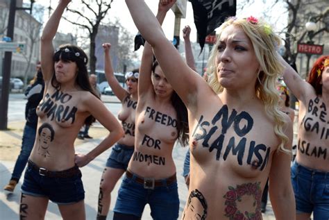 Muslim Women Protest Topless Justimg Com