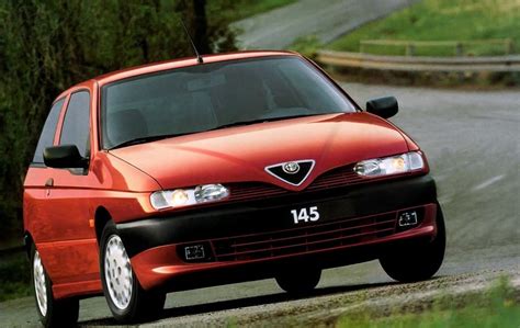 Alfa Romeo 145 3 Door Hatchback 1999 2000 Reviews Technical Data Prices