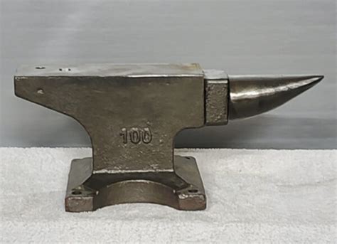 Cast Steel Anvil 100lbs Pritchell And Hardy
