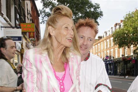 John Lydonâ s Wife Nora Forster Dies Aged 80 - Trending News