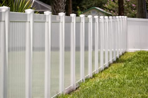 Read general wood fencing installation prices, tips and get free fence estimates. Best White Picket Fence Ideas, Designs, Pictures in 2020 ...