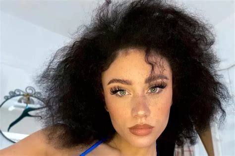 Mixed Race Woman Brought To Tears Over Her Afro Hair Records Moving