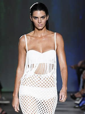 Kendall Jenner S Best Runway Photos See Her Hottest Modeling Moments