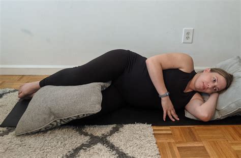 Can You Lie On Your Back During Pregnancy Pronatal Fitness