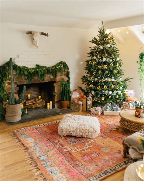 How To Use Natural Materials in Your Holiday Decor