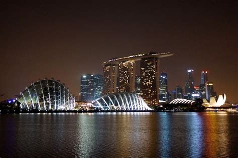 Travel Guide Singapore Modern Practicality Travel Travel Guide Travel Guides