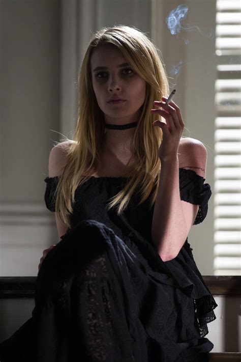 Emma Roberts Photo Of Pics Women Smoking Girl Smoking American Horror Story