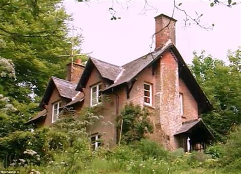 The english pale ale, named river cottage epa, has been brewed using hops. Hugh Fearnley-Whittingstall's River Cottage up for sale ...