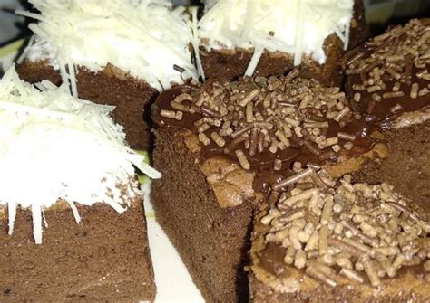 Resep Sponge Cake Coklat Potong Oleh Kurnia Widhi Cookpad