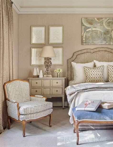 25 Elegant Traditional Bedroom Designs That Will Fit Any
