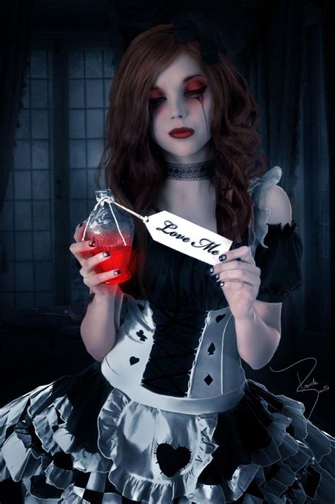 Gothic Alice Alice Alice In Wonderland Twisted Alice In Wonderland