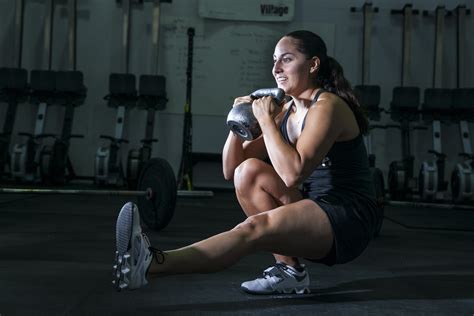 4k Fitness Bokeh Brunette Girl Pose Dumbbells Hands Legs