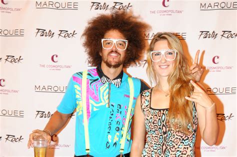 Victoria azarenka is a 31 year old belarusian tennis player. World No. 1 Tennis Star Victoria Azarenka Reportedly ...