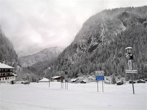 Aktuell befinden sich in der armee 76 personen in er sei sehr zuversichtlich, dass die massnahmen und das verhalten in der schweiz ein besseres. Skigebiete Schweiz Corona Regeln : Corona Schweiz: Diese ...
