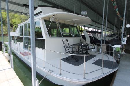 From the houseboat capitol of the world, elite boat sales has houseboats for sale. Houseboat For Sale - 1977 Burns Craft 14' x 43' - $29,900 ...