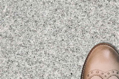 Padang crystal granite wall stone grey white g603d wallstone sale oem customized surface graphic exterior global. Padang Cristallo geflammt | naturstein-online-kaufen.de