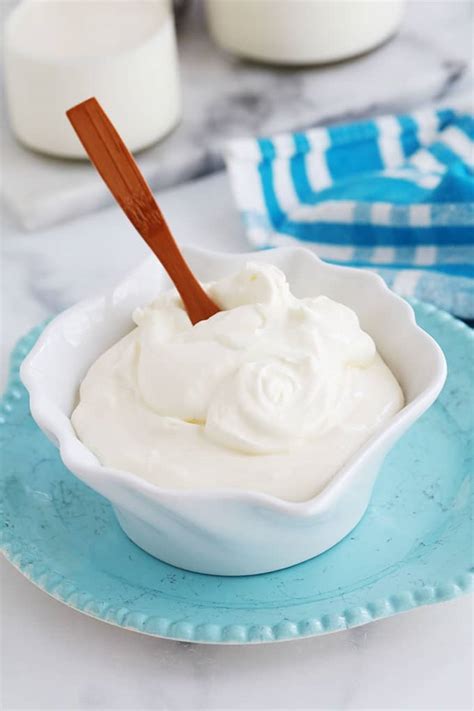 Crème fraîche épaisse maison recette facile