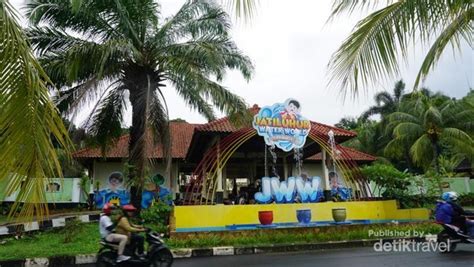 Waduk sermo terletak di sermo kulon progo yogyakarta. Cantiknya Waduk Terbesar Indonesia, Jatiluhur