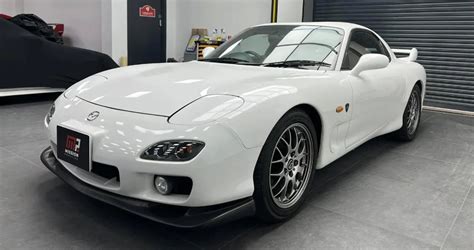Mazda Rx 7 Racing Dna From The Track To The Streets