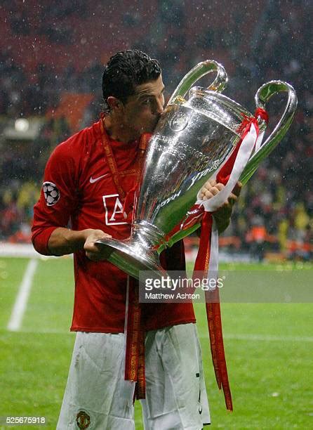Cristiano Ronaldo Manchester United 2008 Photos Et Images De Collection