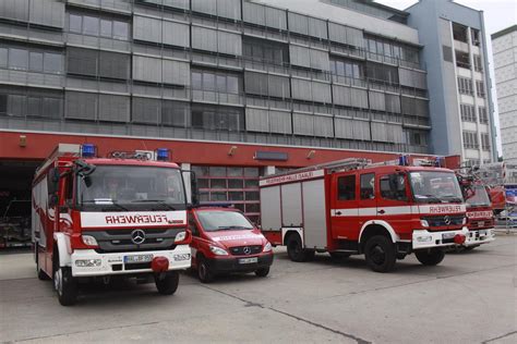 Diese bekommen nun deutlich mehr geld. Millionen Euro für Halles Feuerwehr und Rettungsdienst ...