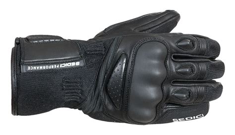 Discover the top 10 heated gloves and mittens, as rated by outdoor enthusiasts. Sedici Aria Gloves - RevZilla