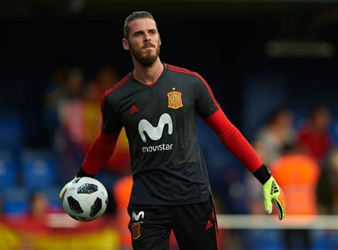 Is this the last we shall see of david de gea at old trafford? David De Gea refuses to applaud Spanish PM after he criticised goalkeeper during sexual assault ...