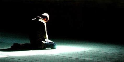 Sholat lailatul qadar adalah ibadah yang dianjurkan. Niat Sholat Lailatul Qodar beserta Tata Cara dan ...