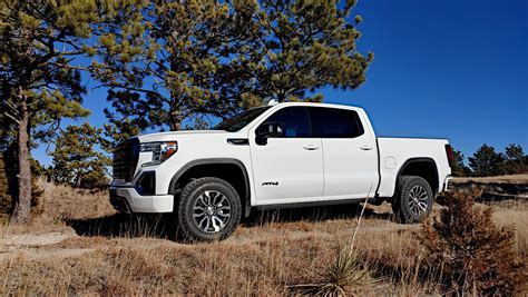 Review Comparing The New 2021 Gmc Canyon And Sierra At4