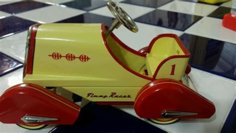 Hallmark Kiddie Car Classics 1935 Timmy Racer Pedal Car Replica 6647