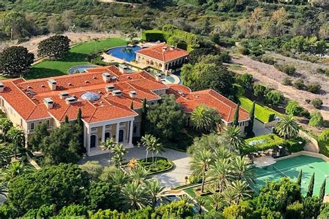 Los Angeles Celebrity Homes Helicopter Flight Triphobo