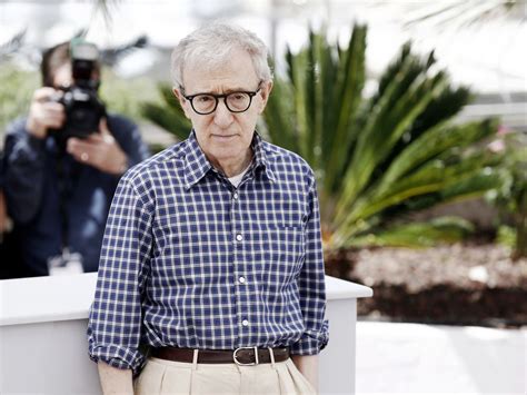 News about woody allen, including commentary and archival articles published in the new york times. Woody Allen hat seine Memoiren veröffentlicht in 2020 ...