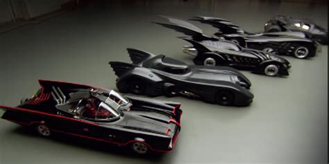 The 75 Year Evolution Of The Batmobile Coche De Batman Batimóvil