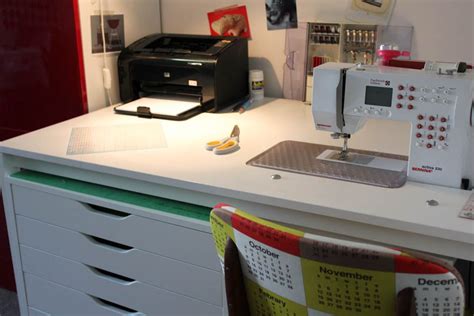 Although there are many different sized cabinets these days this week i needed a cabinet 2.25cm tall, a figure in the middle between the 210cm and 236cm ikea offers. IKEA Hackers: Melltorp to Sewing Desk - make your own ...