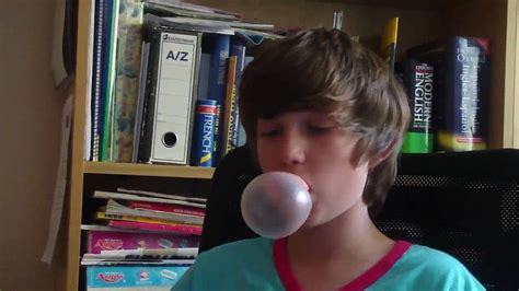 BUBBLE GUM BLOWING YouTube