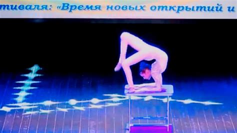 Contortion And Flexibility Very Spectacular Shining Contortion Act Youtube