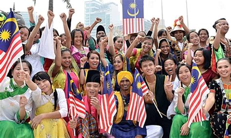 Malaysia ialah sebuah negara yang mempunyai sejarah dan latarbelakang yang. MALAYSIAN MALAYSIA: ADAKAH SESUAI DIGUNAKAN | Nadi Negara