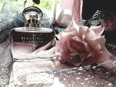 Beautiful Magnolia Estée Lauder Perfume A Fragrance For Women 2021