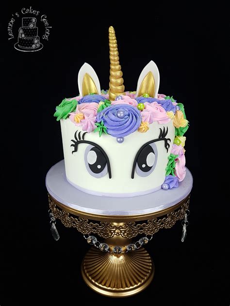 Made from high quality resin, striking color, non toxic, safety and not edible. Another pretty unicorn cake but this time with eyes wide ...