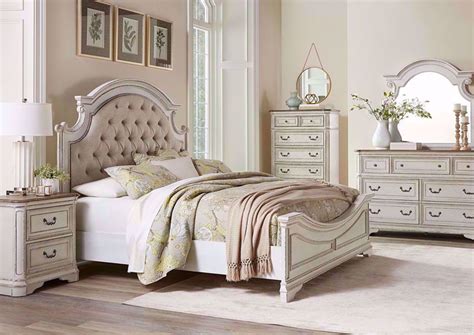 If you'd prefer a traditional collection, we provide many models with classic details. Stevenson Manor Queen Size Bedroom Set - White | Home ...