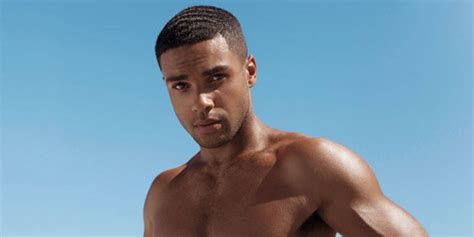 Barefoot Male Celebs Of Color Lucien Laviscount