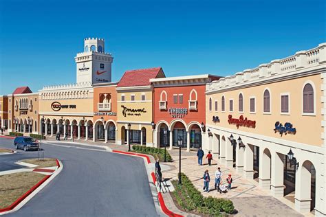 Smart Shopping Begins At Premium Outlets Texas Monthly