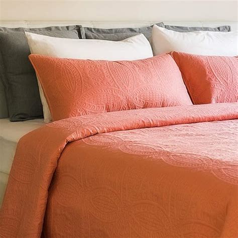 Amazon Com Mezzati Bedspread Coverlet Set Coral Rose Prestige