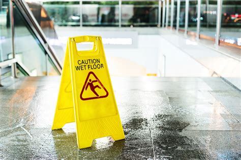 Everything You Should Know About Slip And Fall Injury Cases